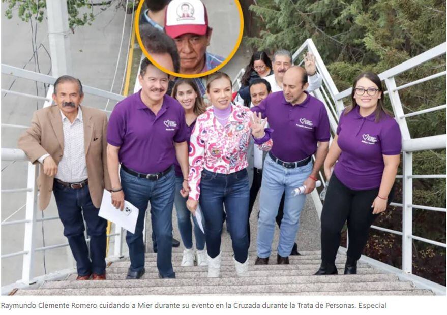 Ignacio Mier en Puebla, escoltado por Raymundo Clemente Romero. Foto: Especial