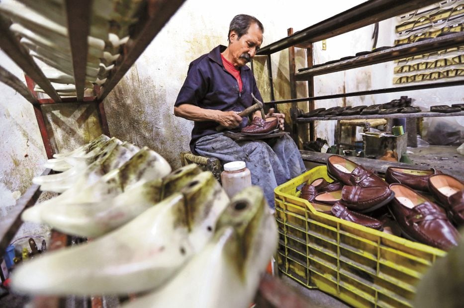 "Se requiere que zapatos importados y nacionales compitan en igualdad de condiciones" afirma Canaical y CICEG. Foto: JORGE ALVARADO / EL UNIVERSAL