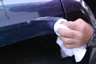 Cuál es la diferencia entre pulir y encerar un auto y cuál es mejor? - La  Opinión