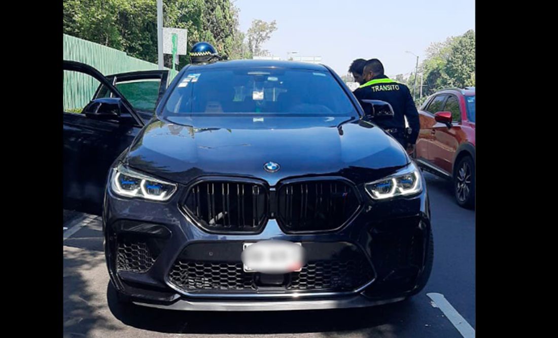 Detienen BMW por los vidrios polarizados en Álvaro Obregón; hallan armas y  dinero en efectivo