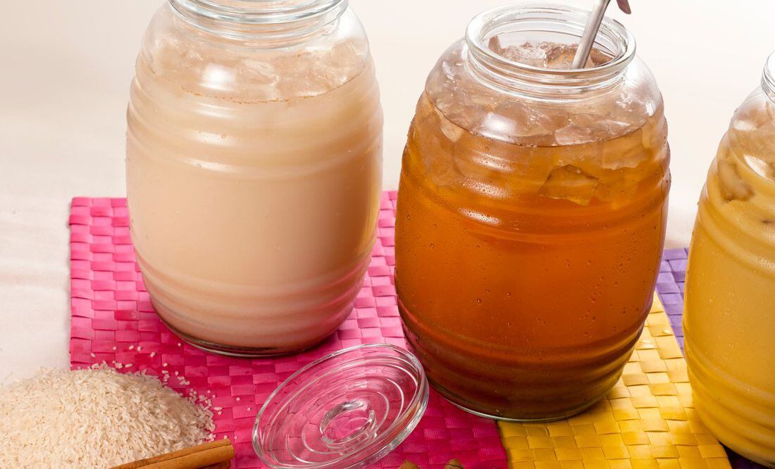 Prepara agua de horchata con la receta de La Michoacana