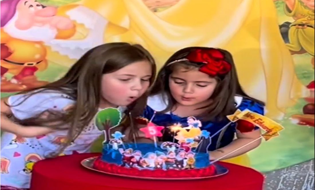 Niñas del pastel: a dos años del video viral, celebran sin pelear y soplan  juntas a las velitas