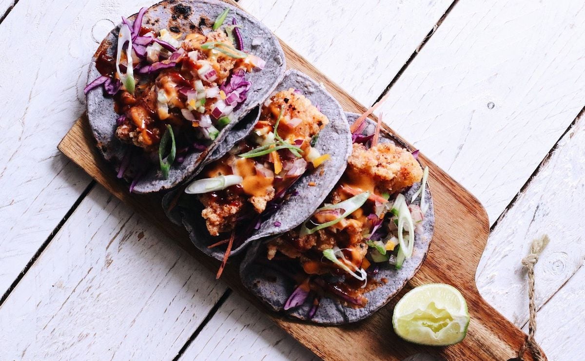 Prepara tacos de pescado para la cuaresma