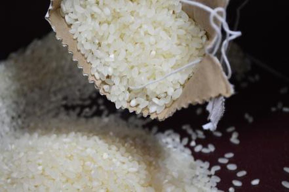 Despite its high nutritional value, rice is recommended for people with thyroid disorders to avoid. 