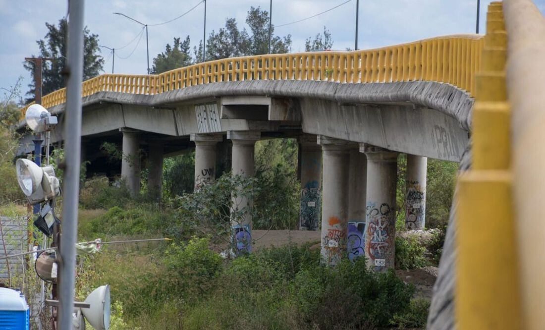 Cierran A La Circulación Un Puente Del Periférico Oriente; Se Dañó En ...