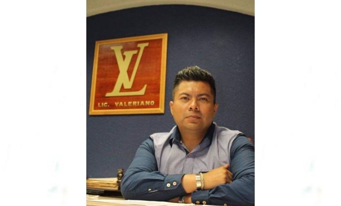 Quién es el Licenciado Valeriano?