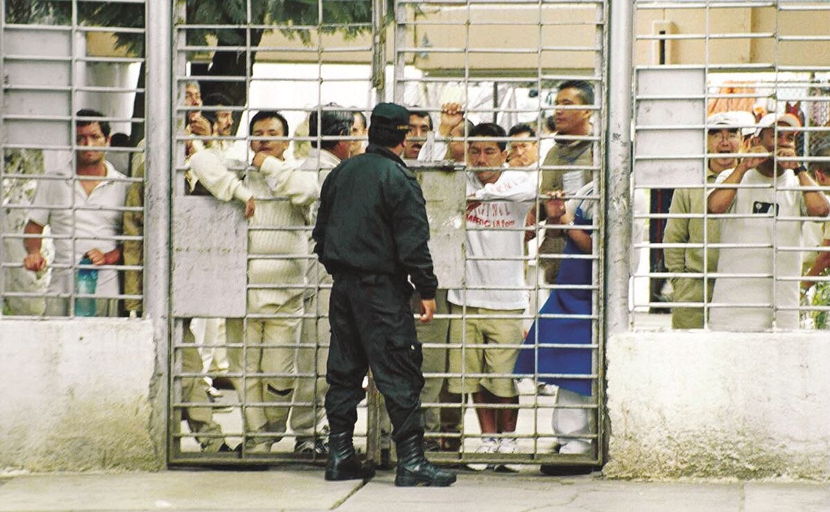 Sobrepoblación y carencias, principales problemas en prisiones: CNDH | El  Universal