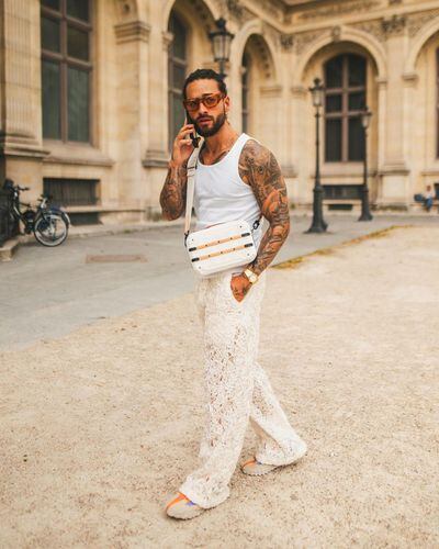 El estilo de Maluma, las nuevas masculinidades y su evolución en la moda