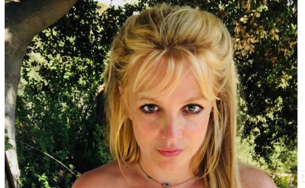 En 2007, Britney sufrió una crisis nerviosa muy publicitada que incluyó el ataque al automóvil de un paparazzi en una estación de gasolina; la tutela de su padre comenzó luego de ese incidente, en 2008. Foto: Instgaram.