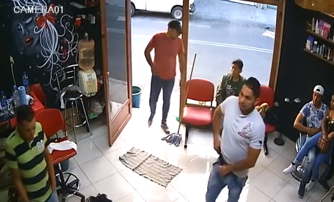 Investigan robo e incendio de barbería en Tláhuac