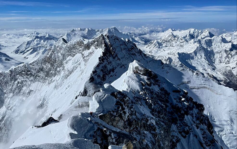 El hallazgo se comunicó a la Royal Geographical Society, que organizó conjuntamente con el Alpine Club la expedición de Mallory e Irvine, en lo que en aquel momento era la tercera ascensión británica al Everest. Foto: AFP