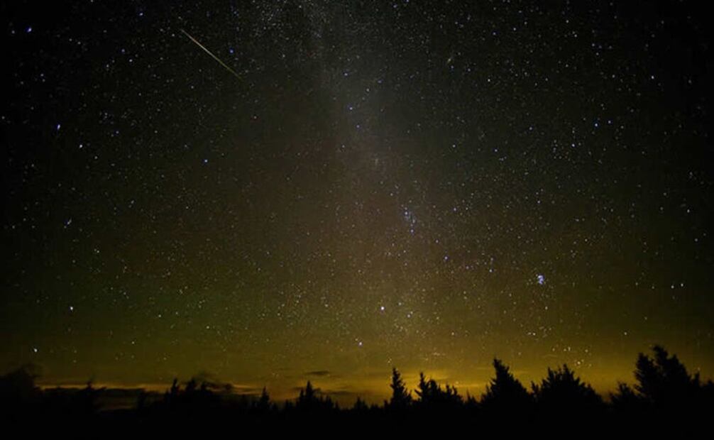 Lluvia de estrellas Delta Acuáridas, uno de los eventos astronómicos más esperados del año. Foto: NASA