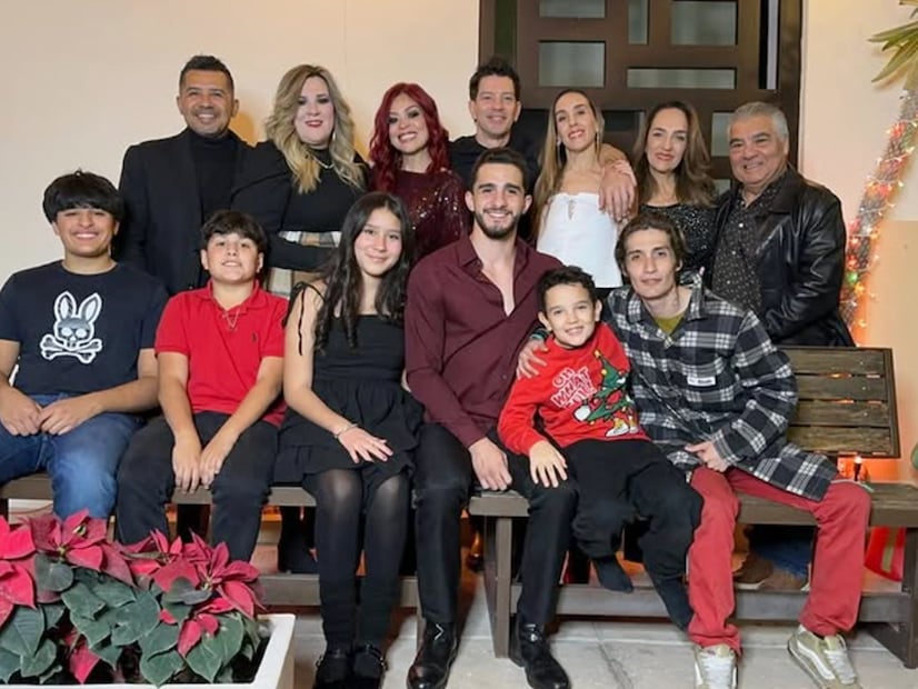 Yahir pasó la Noche Buena en su natal Hermosillo, Sonora, en compañía de toda su familia.
<p>Foto: Instagram