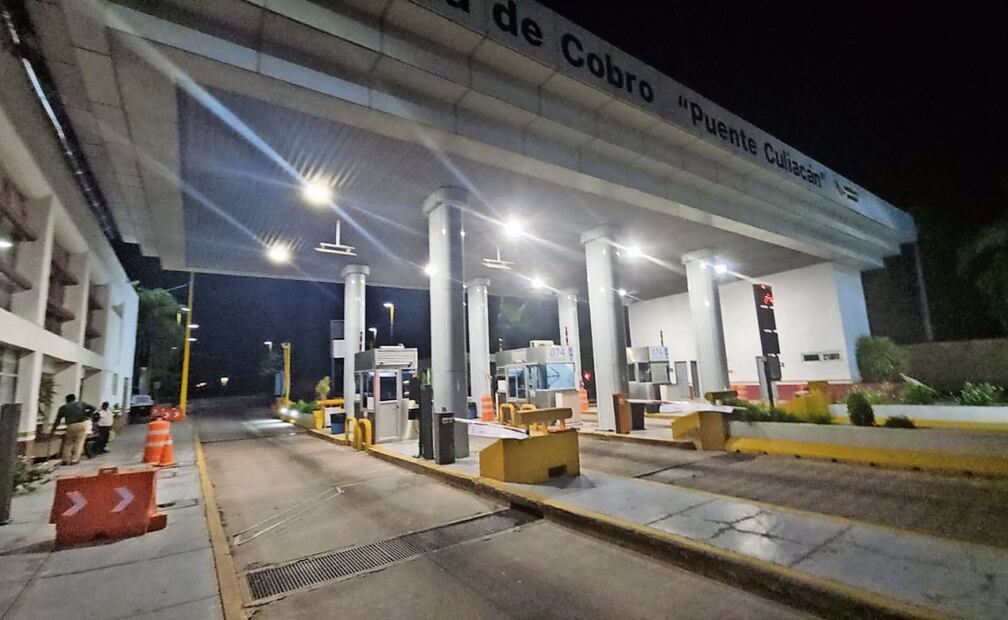 La caseta de peaje —cerca de donde se inició el enfrentamiento— volvió a operar ayer. Foto: especial