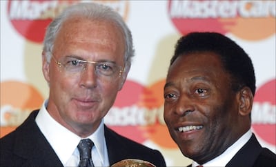 Franz Beckenbauer: El alemán y Pelé destacan en lista de los mejores  jugadores del Siglo XX por IFFHS