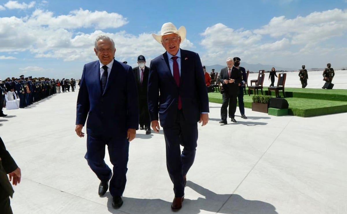 Nueve dardos de Ken Salazar contra AMLO; “no quiso aceptar apoyo de los ...