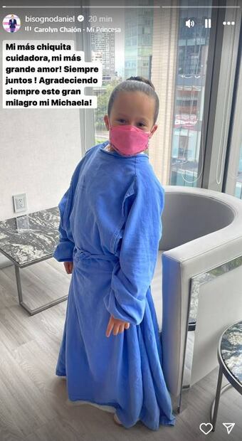 Michaela, hija de Daniel Bisogno, su más pequeña cuidadora, dice el conductor.