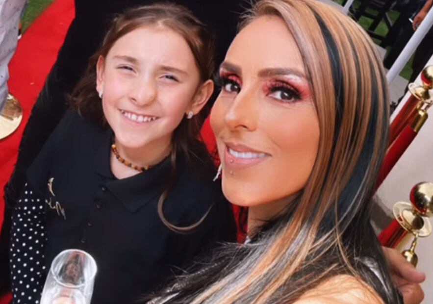 Antonella es la hija única de Ivonne Montero, en la actualidad tiene 11 años.
<p>Foto: Instagram