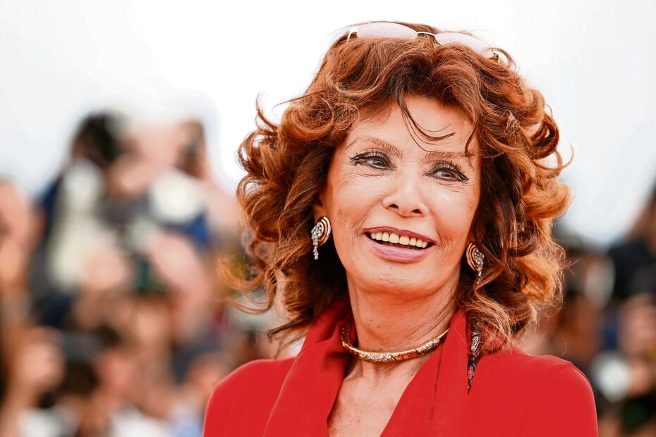 Sophia Loren se sometió a cirugía en la cadera tras sufrir una caída en 2023.