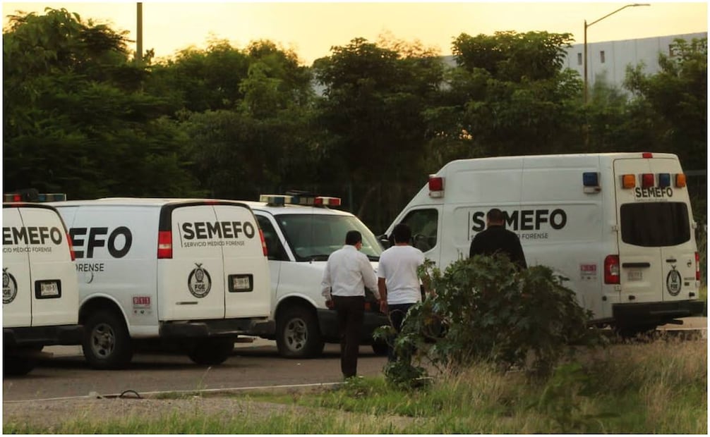 Los familiares identificaron a sus 11 seres queridos en el Semefo. Foto: Archivo 