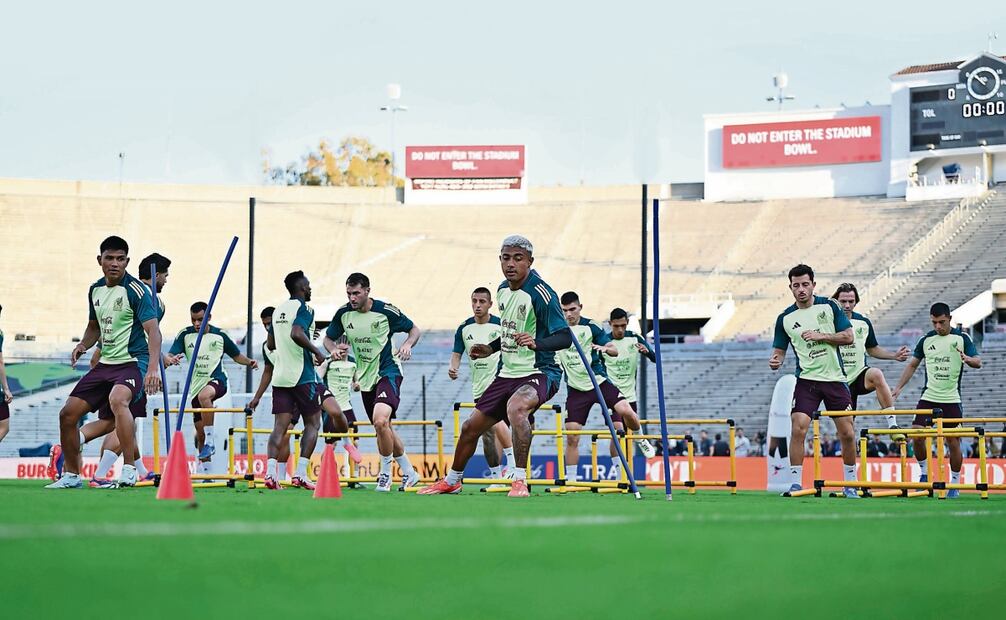 El Vasco, frontal, dice que no necesita llegar con el látigo. Foto: Etzel Espinosa | Imago7