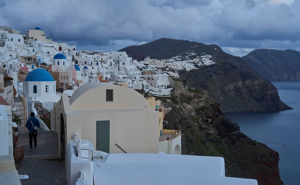 Crean "un puerto de escape" en Santorini tras sismos. Foto: AP