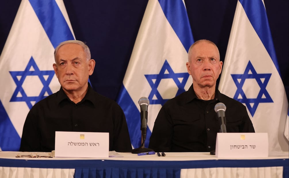 El primer ministro de Israel, Benjamin Netanyahu, y su exministro de Defensa de Israel, Yoav Gallant. Foto: AFP