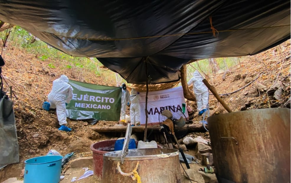 Laboratorio clandestino para la elaboración de drogas sintéticas en Sinaloa. Foto: especial