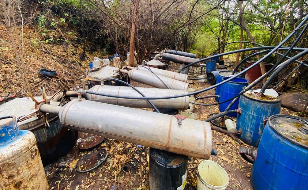 Marina destruye laboratorio clandestino del Cártel de Sinaloa. Foto: Especial