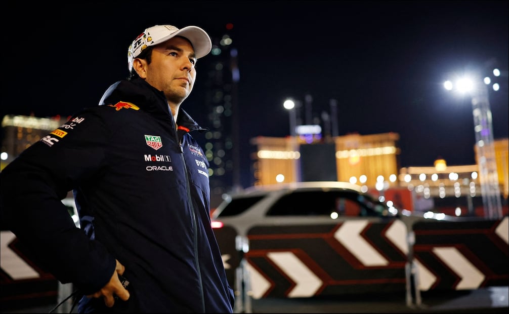 Checo Pérez, optimista de cara al inicio del Gran Premio de Las Vegas este jueves - Foto: AFP