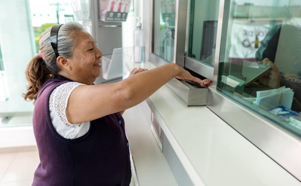 Se recomienda revisar las páginas oficiales de las instituciones en caso de alguna modificación en el horario de atención. Foto: Archivo/El Universal 