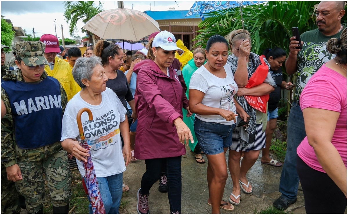 Mara Lezama encabeza recorridos de ayuda a familias afectadas por las lluvias en Quintana Roo. Foto: X (@MaraLezama)