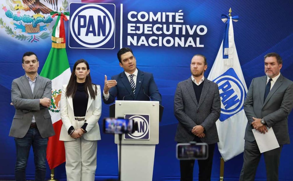 Jorge Romero anunció que en estados gobernados por el PAN se aplicará un plan de atención a las familias mexicanas migrantes. Foto: X @JorgeRoHe