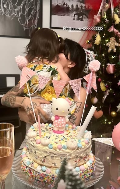 Cazzu celebra su cumpleaños 31 con su hija Inti, fruto de su relación con Christian Nodal.