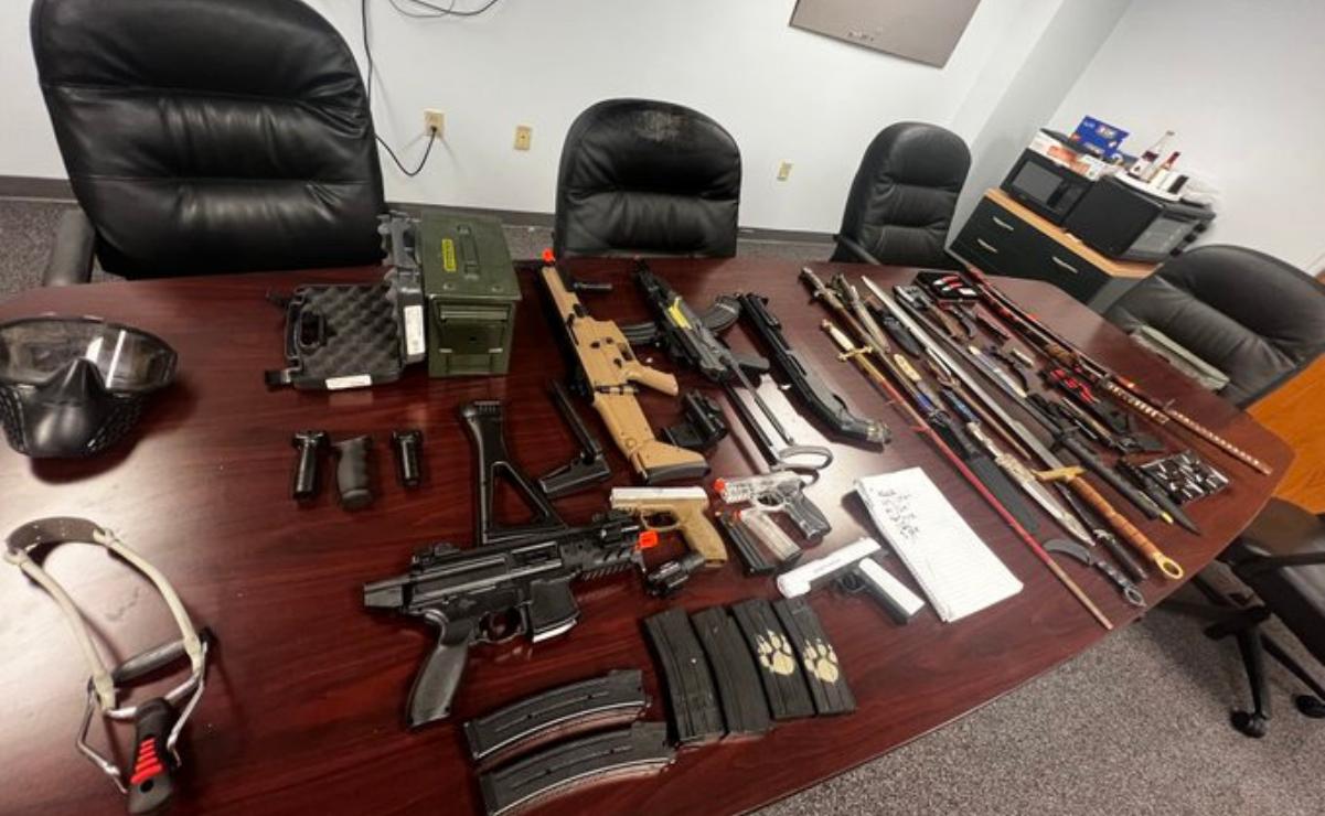 Florida teen arrested for having arsenal of weapons at home; planning school shooting