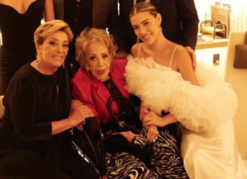 Silvia Pinal, su hija Sylvia Pasquel y la bisnieta de la primera actriz Michelle Salas. Foto: Instagram oficial de Stephanie Salas.