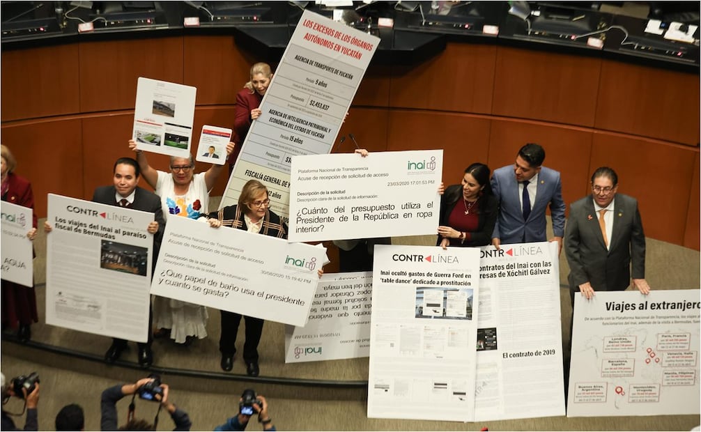 Lgisladores discuten en el Senado de la República extinción de los organismos autónomos. Foto: Diego Simón/EL UNIVERSAL