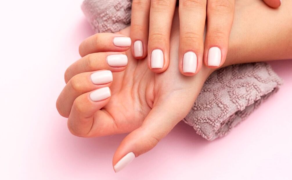 El gelish utiliza químicos que pueden afectar la piel de ciertas personas. Foto: Freepik