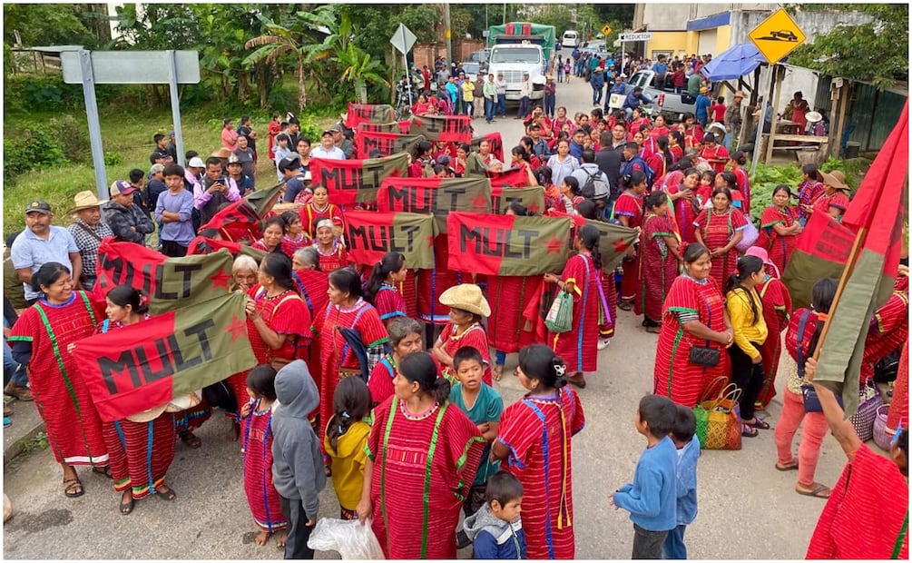 Comunidad de triquis en Oaxaca protestan tras feminicidios de dos mujeres indígenas (6/11/2024). Foto: Cortesía Humberto González