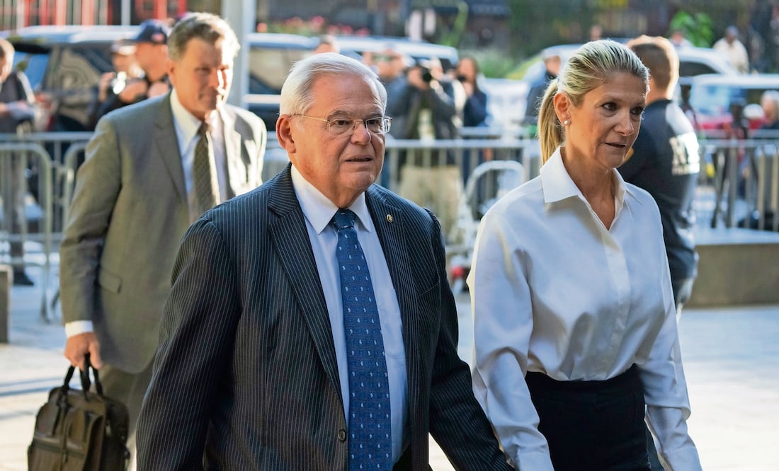 Esposa de exsenador Bob Menéndez es condenada a 4 años y medio de prisión; la acusan de participar en sobornos