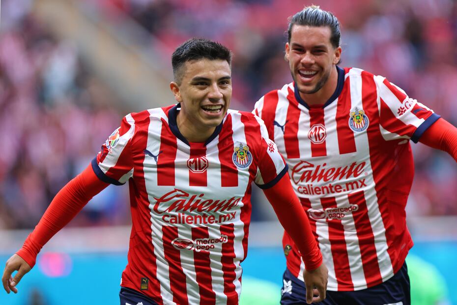 Chivas en festejo, tras golear a FC Juárez en la sexta fecha del Apertura 2024 - Foto: Imago7