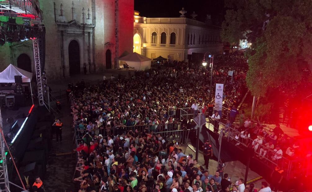 María Fritz Sierra da el último Grito de esta administración estatal. Foto: Especial